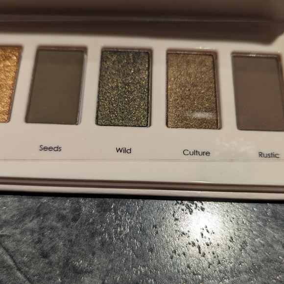 New SEPHORA COLLECTION Vivid Earth Eye Palette Wild Nature - Picture 3 of 9